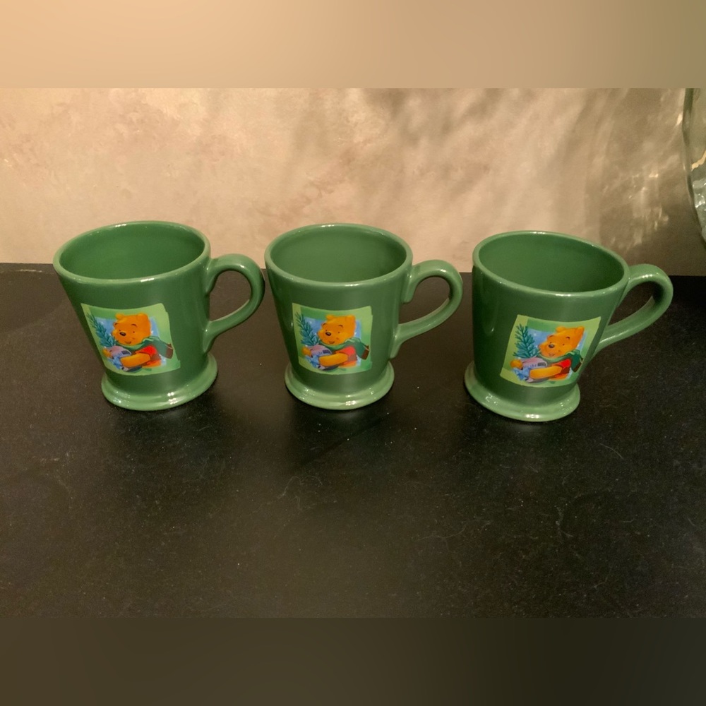 3 Disney Winnie The Pooh 1999 “A Christmas To Remember” Coffee Mugs 13 oz